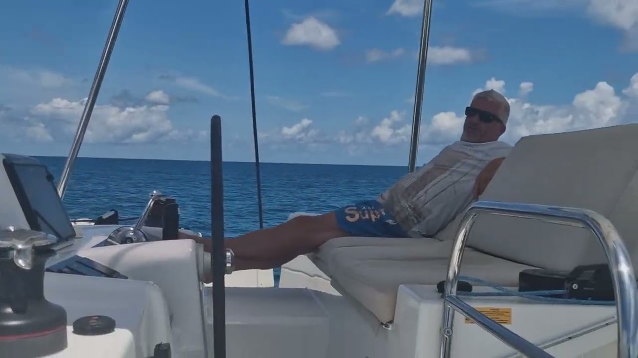 ⁣Sailing Carriacou.