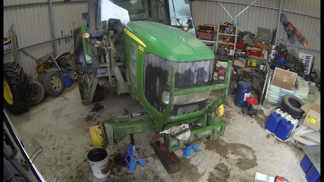 JD 6830P Front axle and handbrake