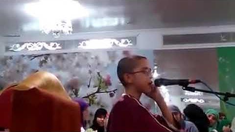 تلاوة القرآن الكريم من طرف طفل مغربي