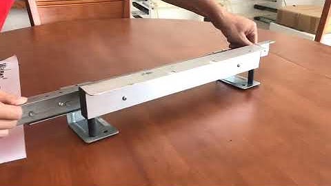 how does the table slide work