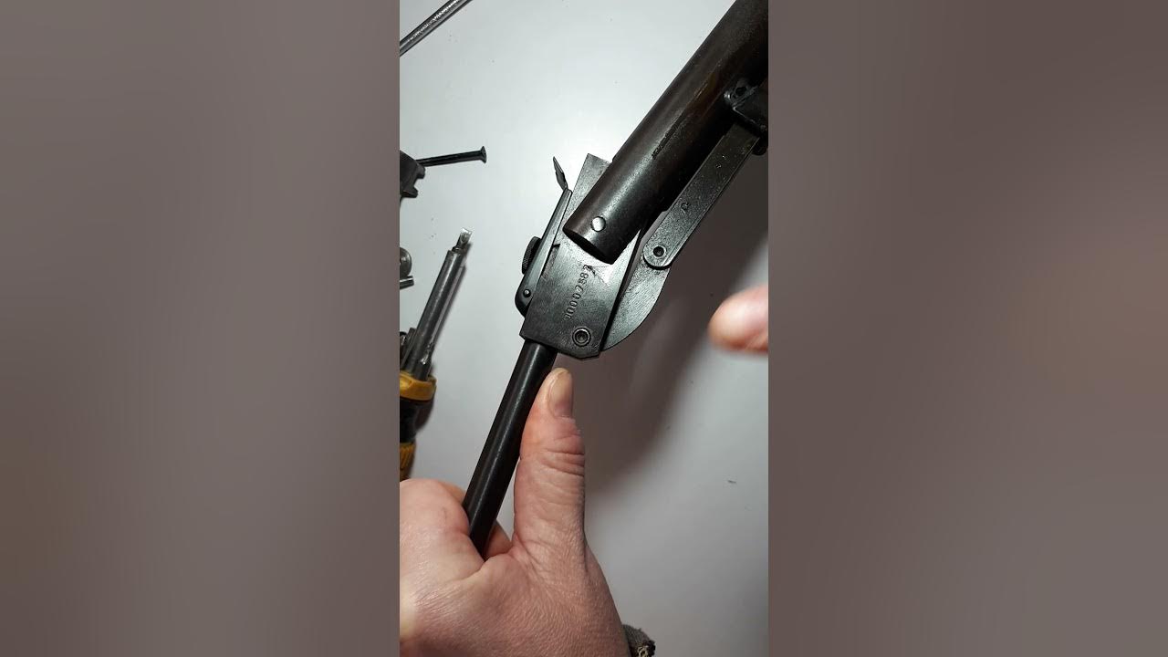 Как снять предохранитель с воздушки 