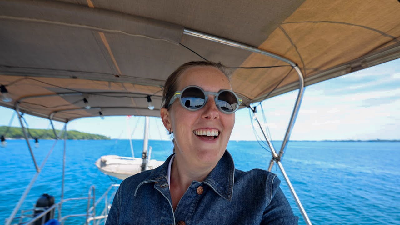 Boating in the Thousand Islands to Kingston ( we LOVE Canadian Summers ...