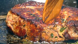 Thick Steak with Burgundy Mushrooms