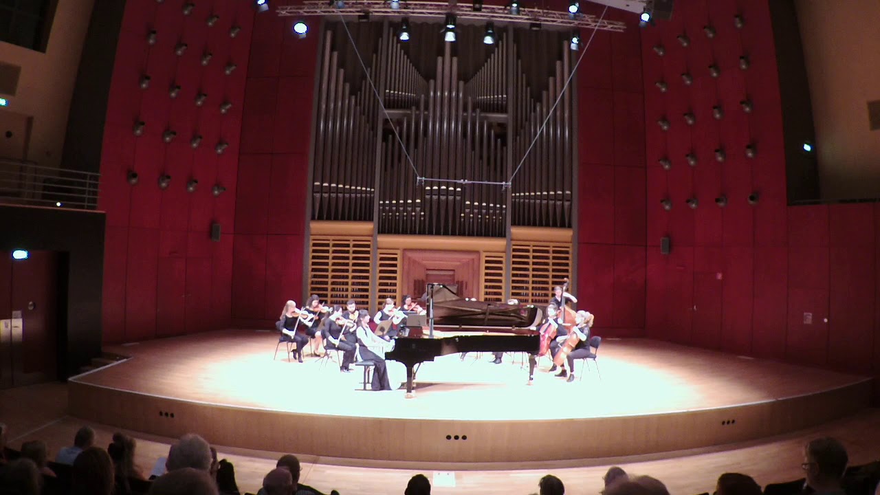 Khayala Alizada - W.A.Mozart Klavierkonzert no.12 in A Dur, KV 414: 1.Satz