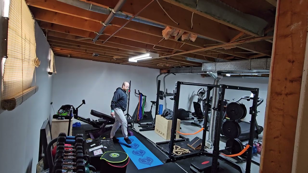 SATURDAY DECEMBER 27 25 2025.  DAY 20 Burpee's  and Some Pull up practice 