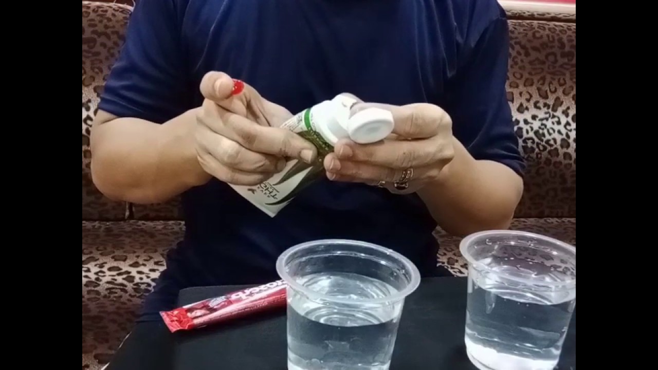 Forver living products Demo of Forever Toothgel Compare Closeup toothgel.