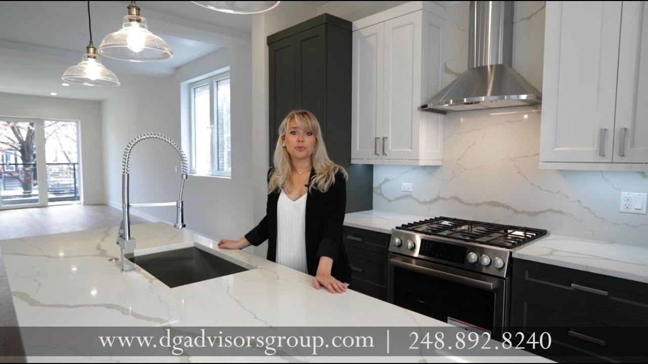 Bucktown, Chicago - New Construction Condo Building