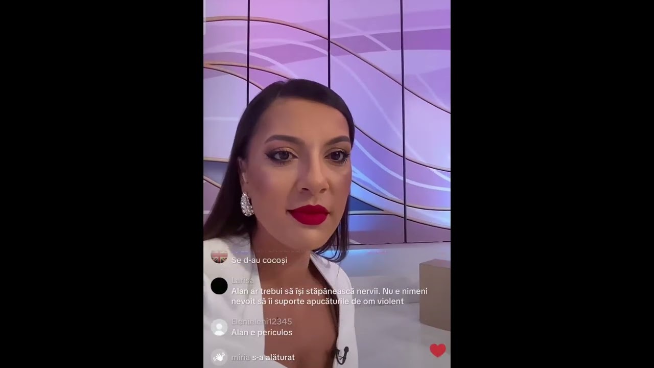 Raluca - pe TikTok in timp ce prezinta Capriciile