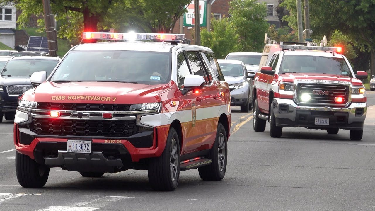 DCFD EMS 7 & Safety Battalion Chief Responding - YouTube