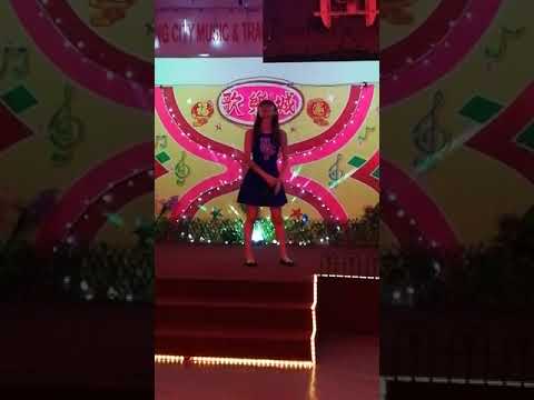 一样的月光。