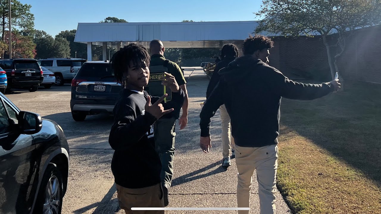 МЕНЯ И ДЕДЕ ЧУТЬ НЕ ПОСАДИЛИ В ТЮРЬМУ!!