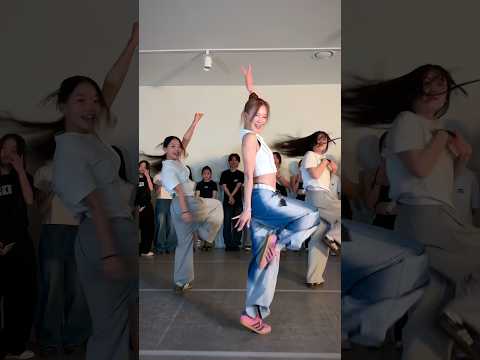<strong>Hypnotize</strong>✨ #dance #xg #창원 #취미댄스 #<strong>hypnotize</strong> #dancer #비바댄스스튜디오 #vivadancestudio