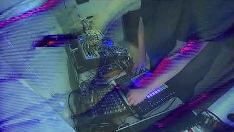 Flohr x ~sheglitchr live generative ambient set