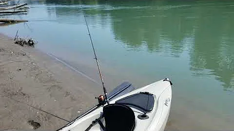 Skagit River kayaks. mount vernon to conway