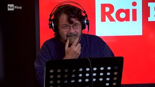 Uno Scrittore Molto Coinvolto Alla Writing Room Di 610 - Lillo E Greg 610