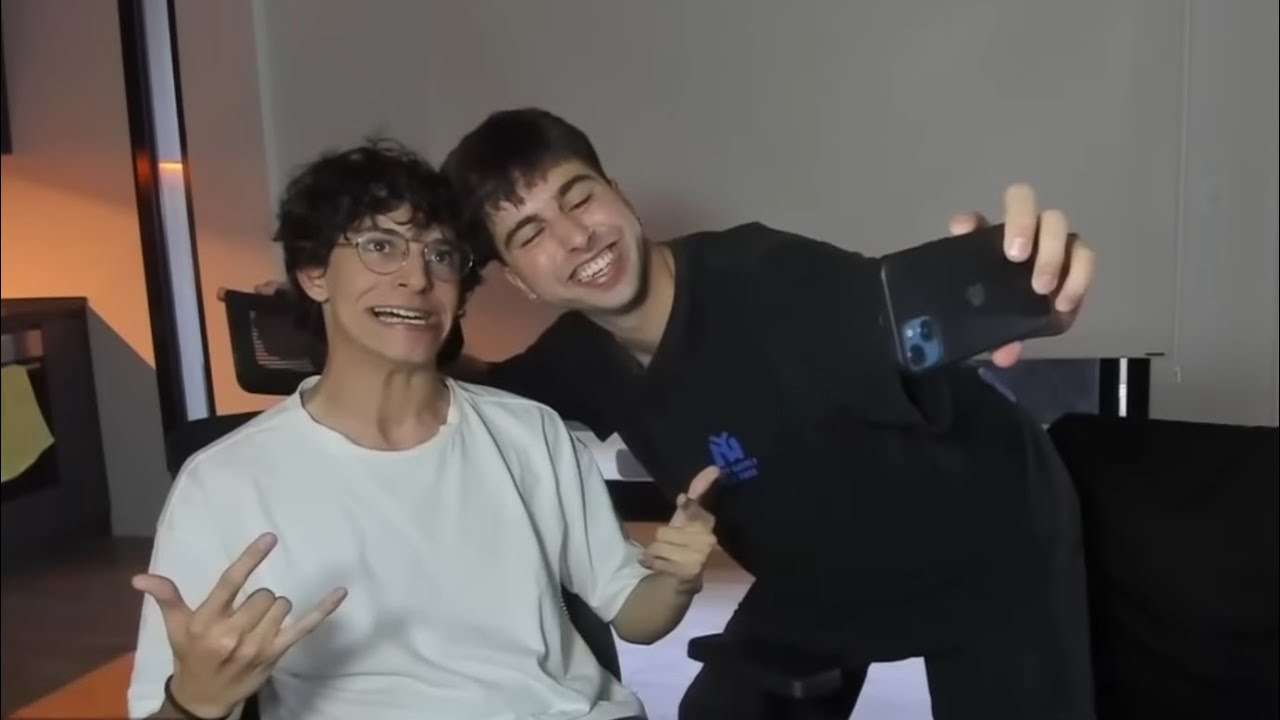 UNA FOTO CHARLY!!!🗣️ |  @melianvalen @nanoide