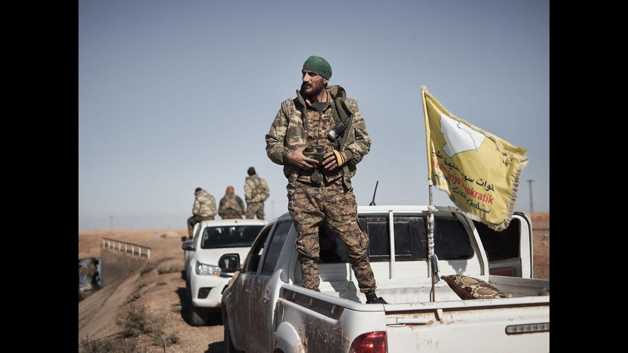 قسد والنظام.. حشود وحشود مضادة ماذا يجري في عين عيسى؟ | سوريا اليوم