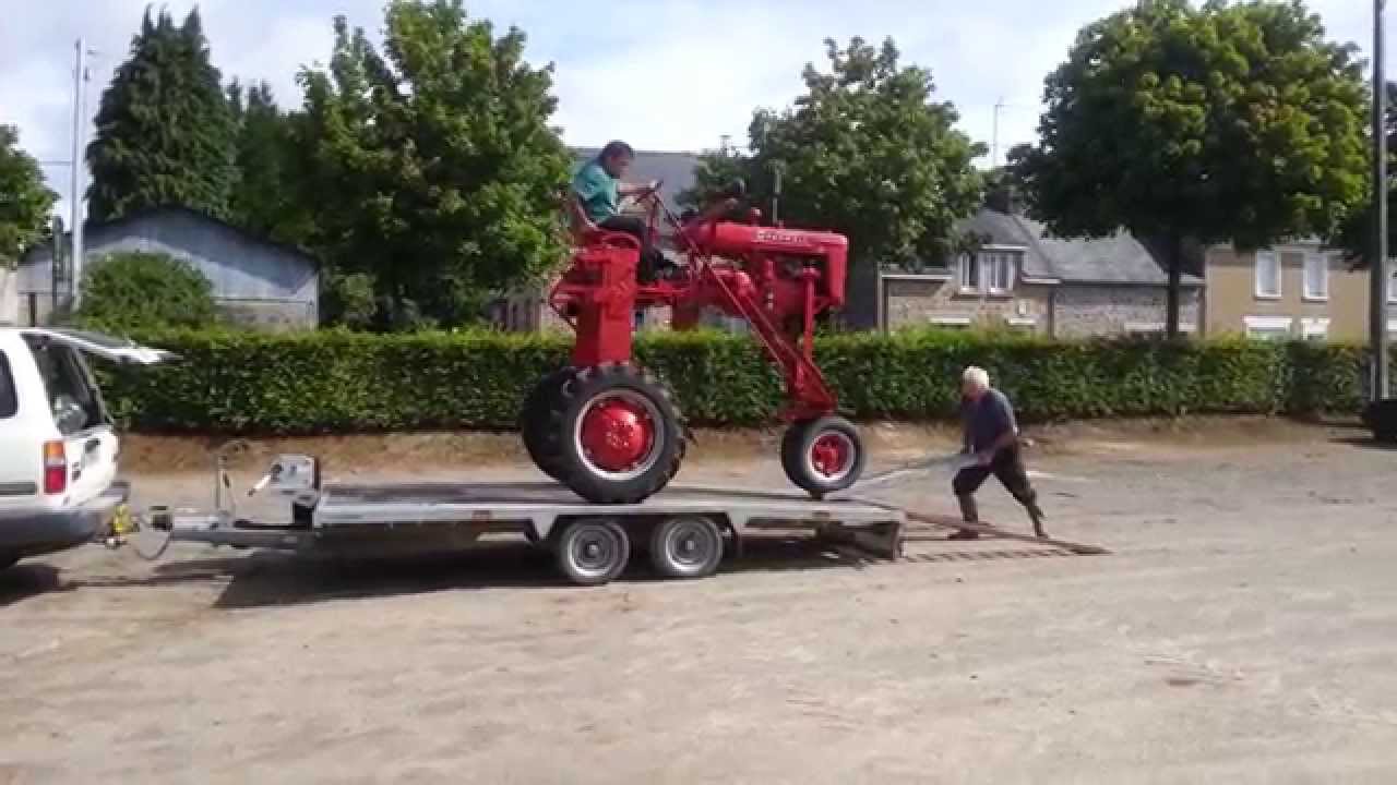 fête de la moisson ST Denis de GASTINES FARMALL YouTube