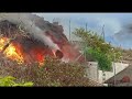 La lava llega a las casas en La Palma