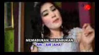 Elly Noor   Air Jahat  Video   144P