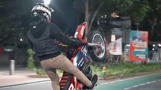 SUPERMOTO WHEELIE DJ TIE ME DOWN BY HUDA FVNKY X CARO FVNKY