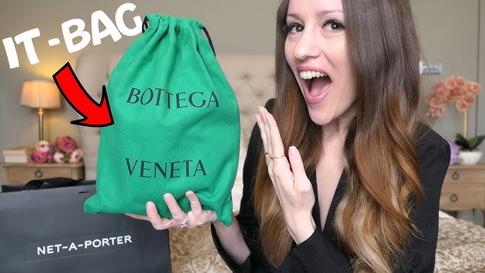 Unboxing and what fits in my bag/BOTTEGA VENETA mini loop bag 