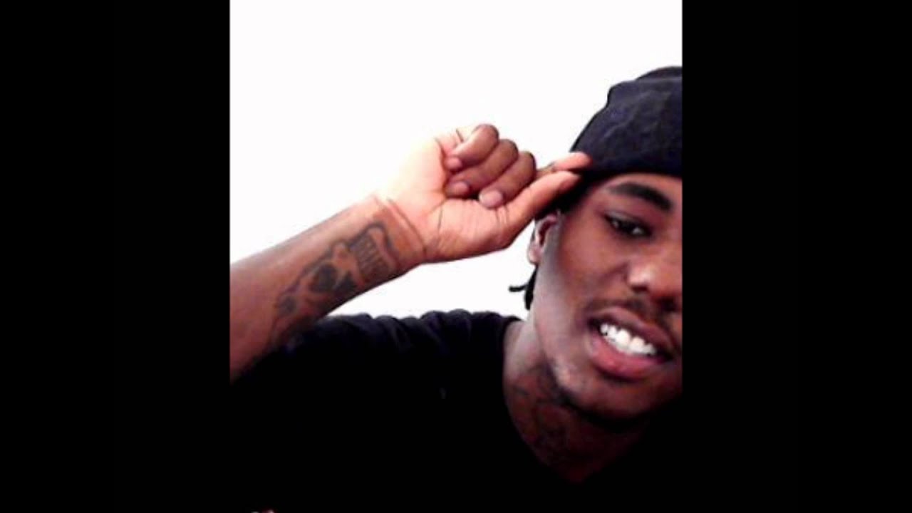 Watch Bones ft. Nuk Newz - Bitch im back on YouTube Watch Bones ft. Nuk Newz - Bitch im back on YouTube