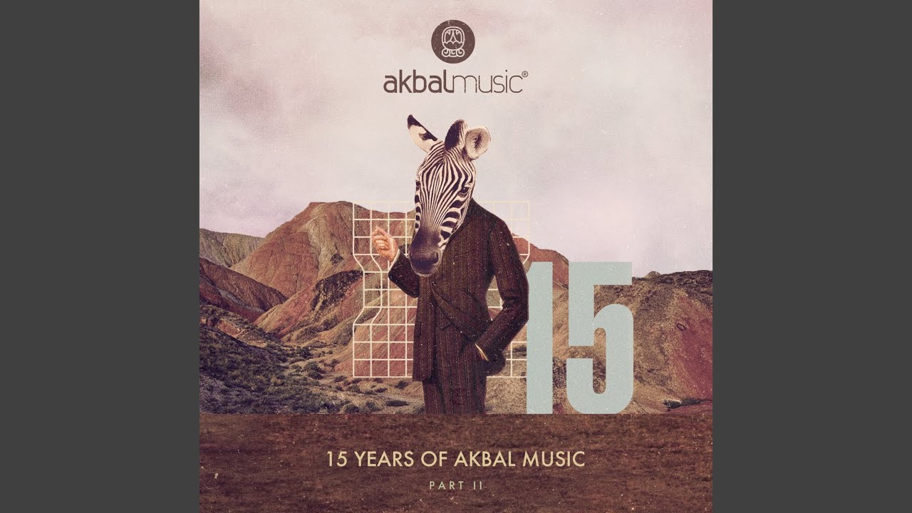 Caminando De Noche feat. Ay Sarita