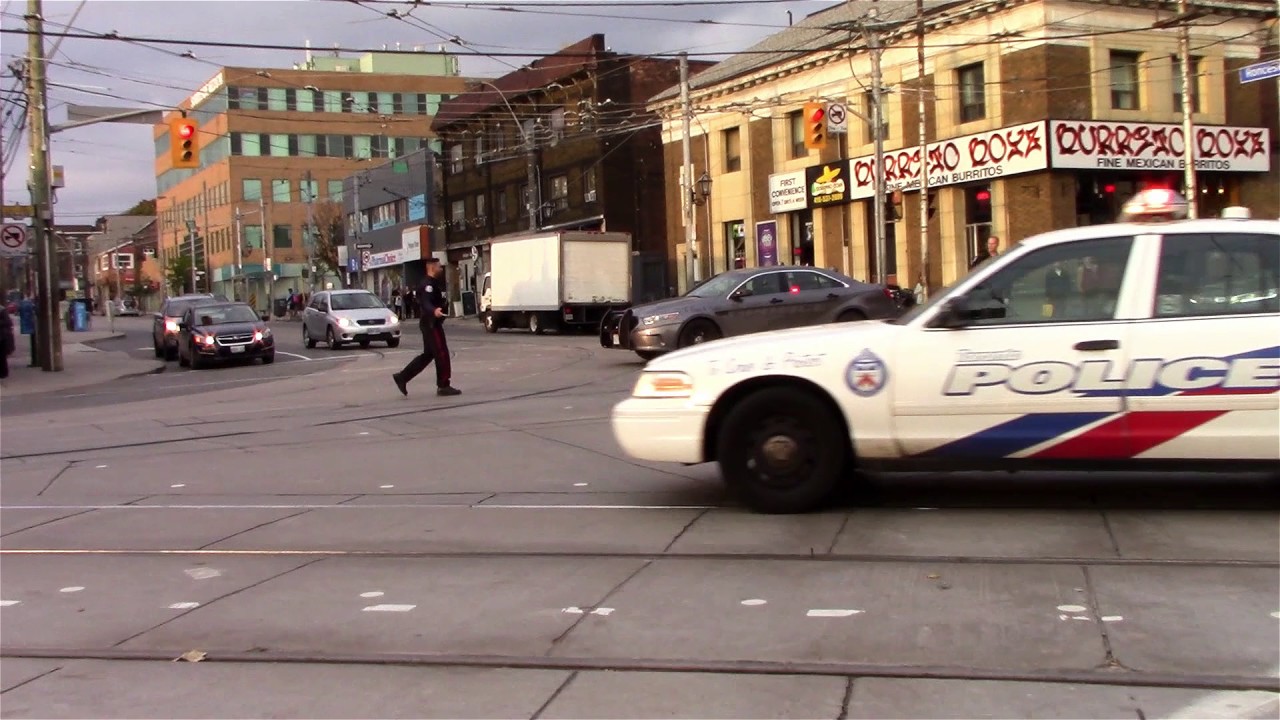 Toronto Police escort Ambulance YouTube