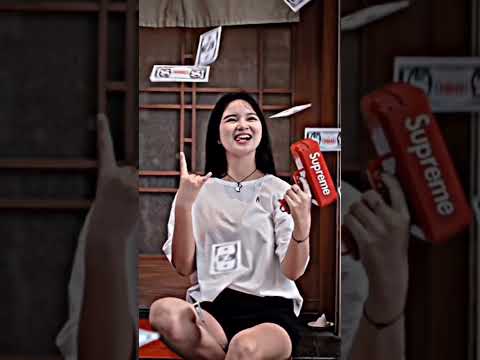 Kienzy pawang kolam renang