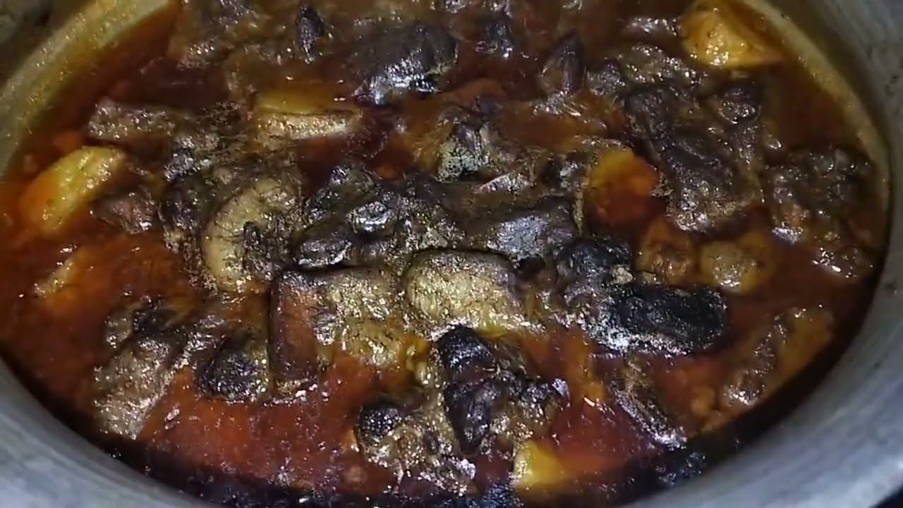 এই মশলা দিয়ে মাংস রান্না করলে।হাত চেটে পুটে খাবেন।