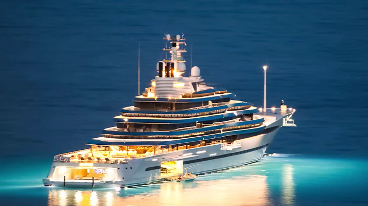 Nancy Walton's $300,000,000 KAOS yacht - a photo c...