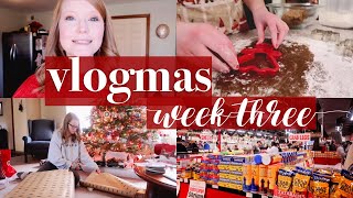 VLOGMAS WEEK THREE | BAKING COOKIES, FISH MARKET, \& CHRISTMAS EVE
