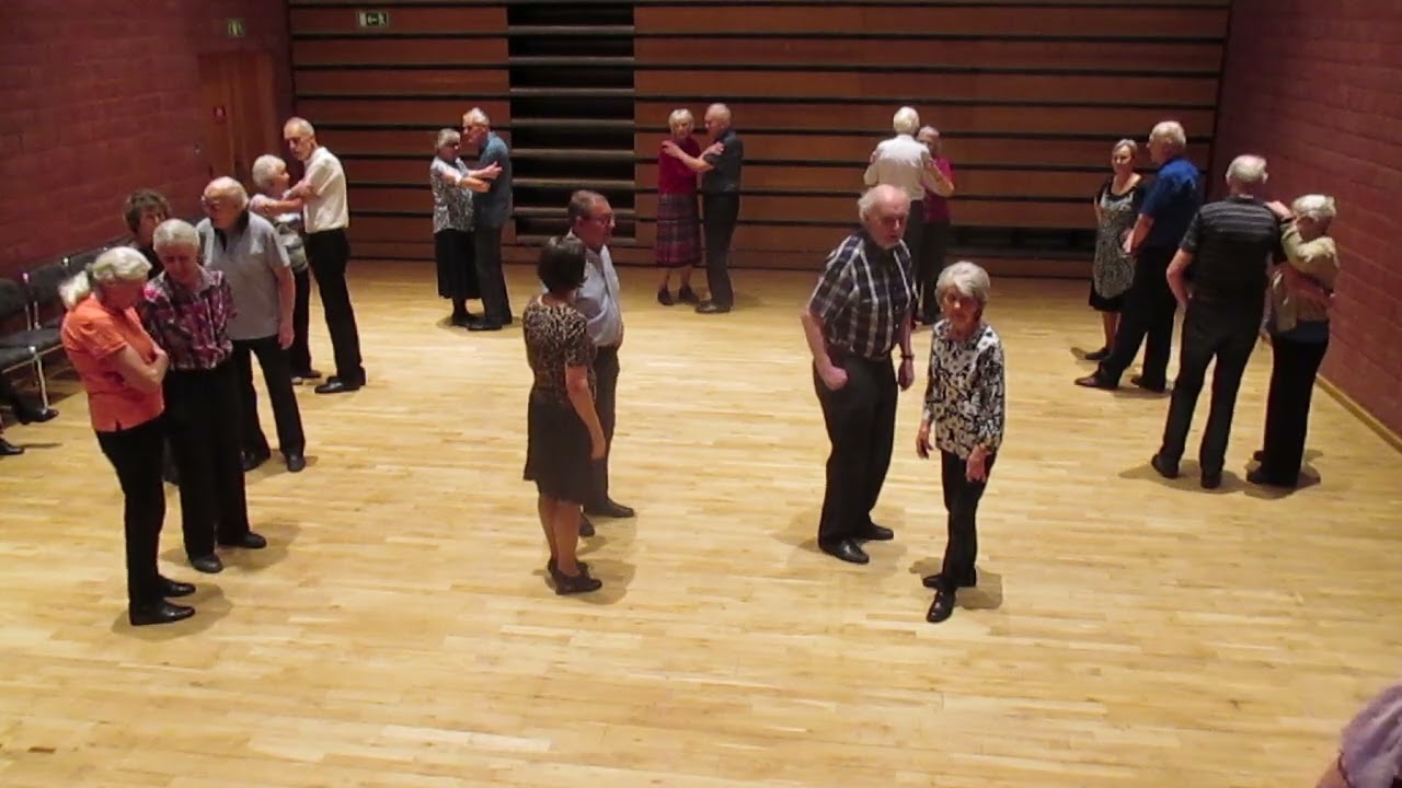 Mälarhöjdens Dansgille 1 mars-26 #1   Hallunda Folkets hus