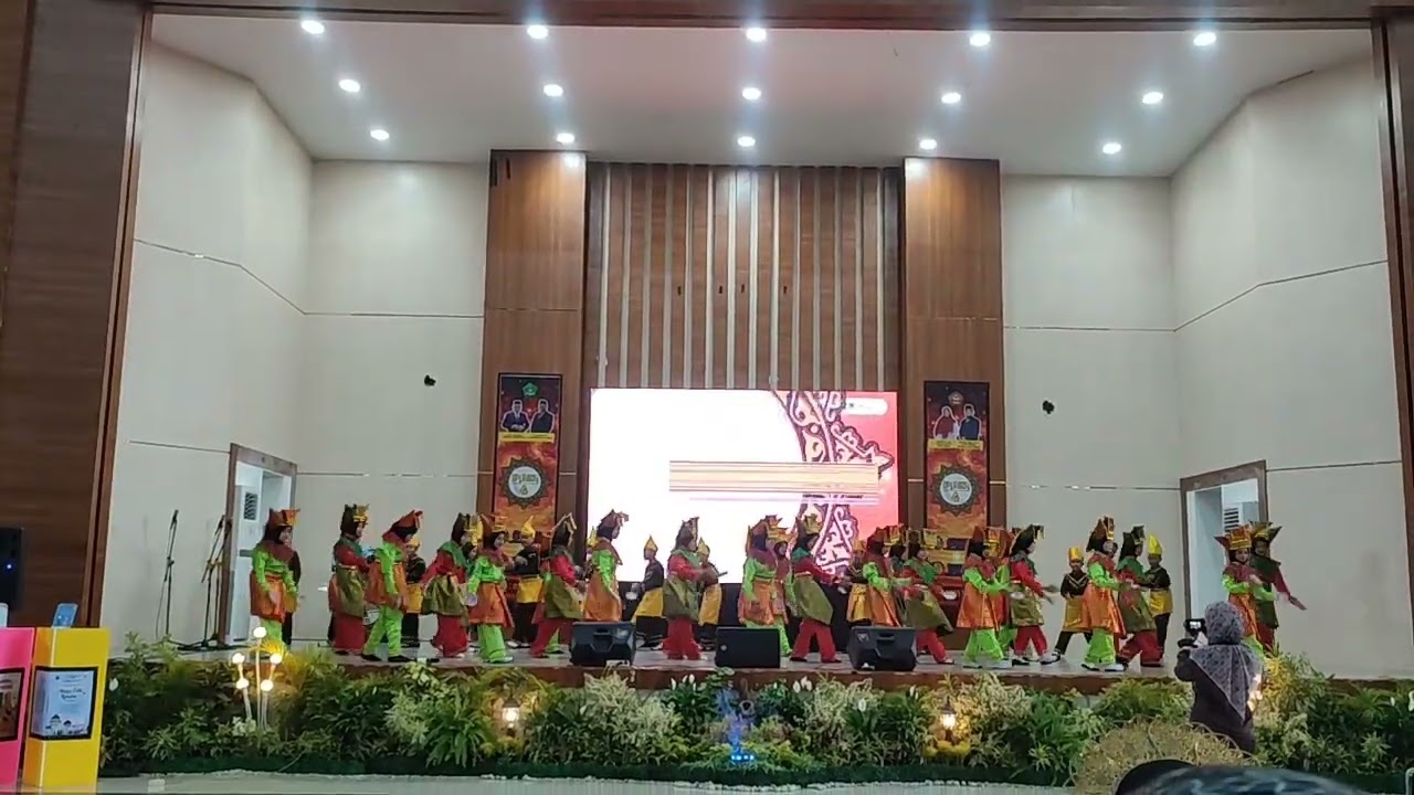 Tari Piring Kelas V AsySyakur MIN 27 Aceh Besar