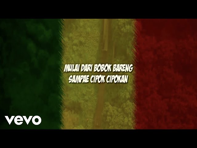 Lagu Paling Baper - Pemberi Harapan Palsu (Lyric Video) class=