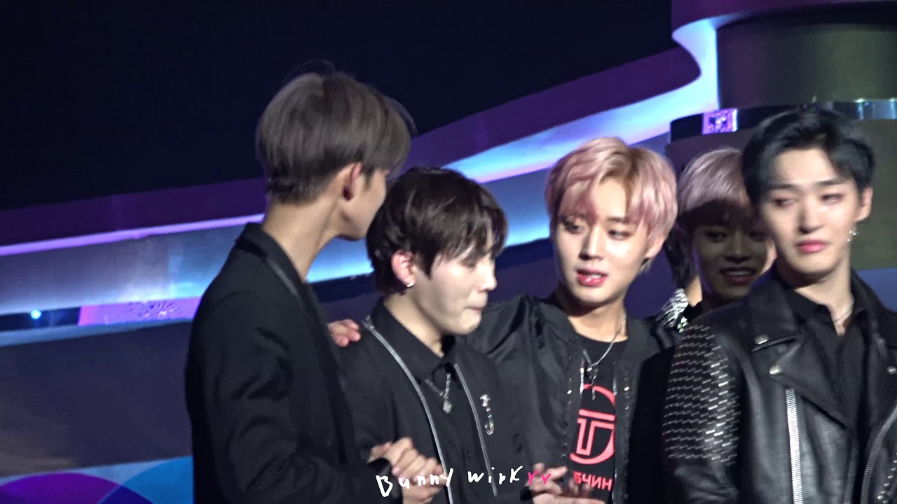 171201 MAMA IN HK 워너원WANNA ONE - Best Male Group Award(4K focus. 박지훈 Park Jihoon)