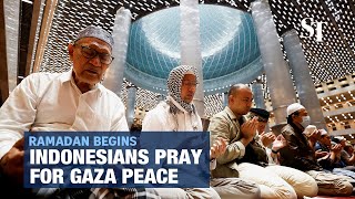 Warga Indonesia Berdoa Untuk Perdamaian Gaza Saat Ramadan Dimulai