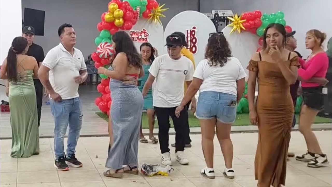 KEYLI se olvida de Robinson y arranca el baile con todos a gozar la vida😱