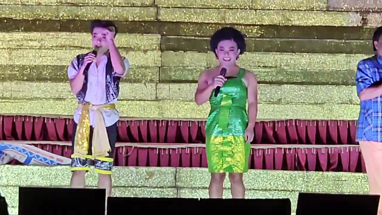 ตลกหมอลำคณะเสียงอิสาน​ ​ล่าสุด​