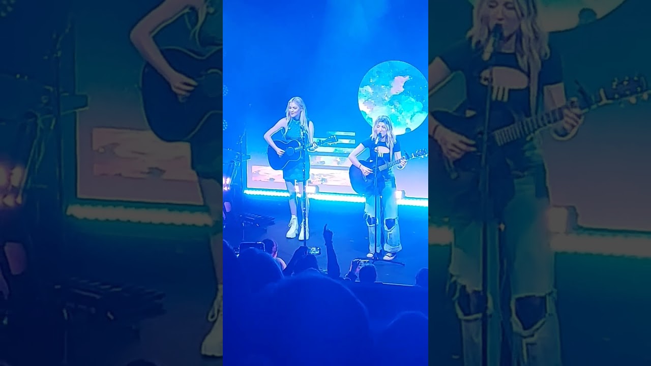 Kelsea Ballerini & Georgia Webster live in Glasgow homecoming Queen 