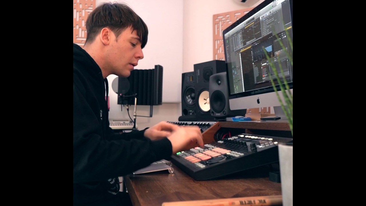 Albert Marzinotto // Cooking new beats