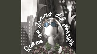 Video thumbnail of "Queen of Jeans - Heads Turn"