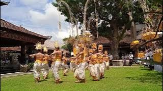 Tari Rejang Dewa ISI Denpasar - Balinese Welcoming Traditional Dance for the Gods
