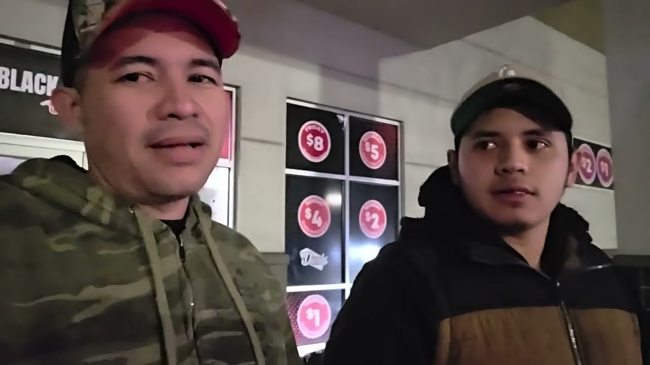 Esto es como un trabajo y vale la pena desvelarse  todos quieren entrar aquí 😱