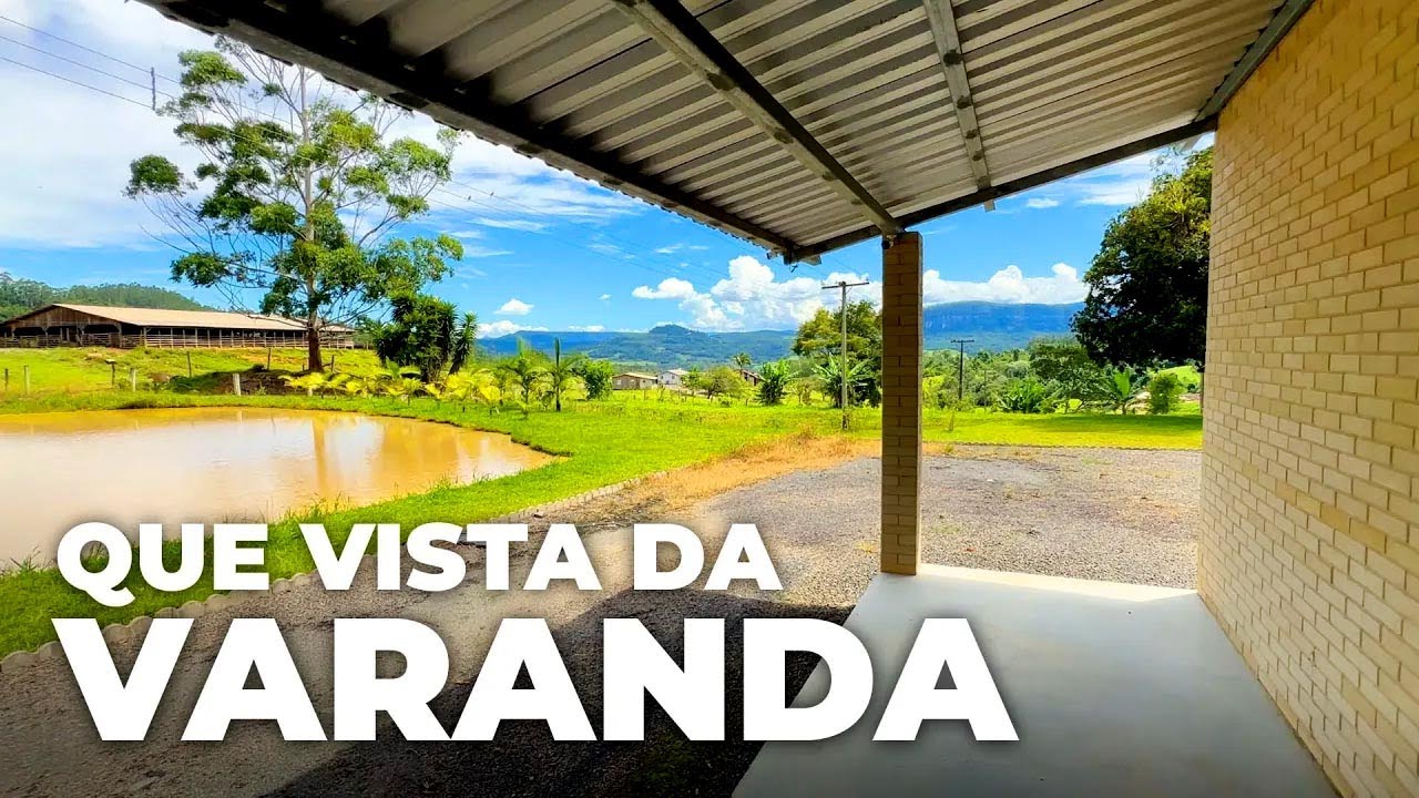 SÍTIO À VENDA EM SANTA CATARINA COM LINDO VARANDÃO