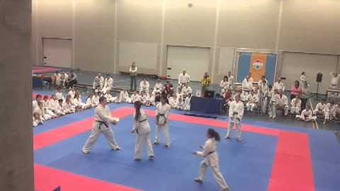 Magatama demonstratie