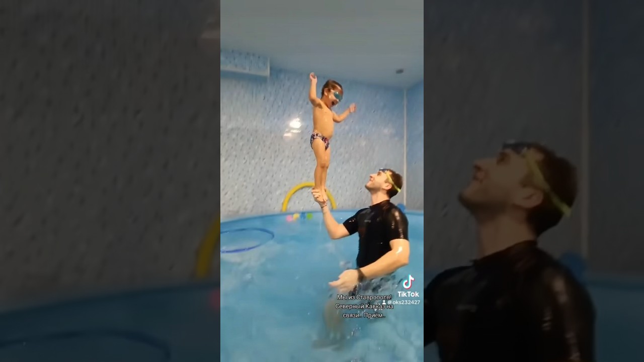 Детский спорт! Ребенку на видео 2 года. 