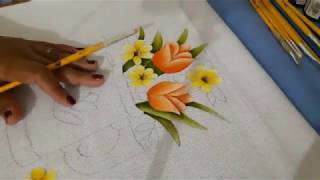Pintura bule com flores no pano de copa (parte 2).