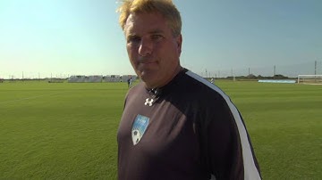 Moving Forward with the Overlap - Attacking the Defensive Midfielder Series by IMG Academy (4/5)